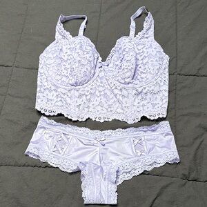 Victoria's Secret Lavender Lace Bra and Panty Set